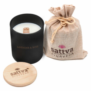 ŚWIECA SOJOWA LAWENDA I RÓŻA 200 ml - SATTVA (AYURVEDA)